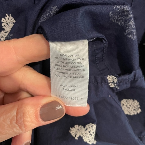 Men’s Dip Navy blue short sleeve button up with fun pineapple novelty print - Picture 4 of 5